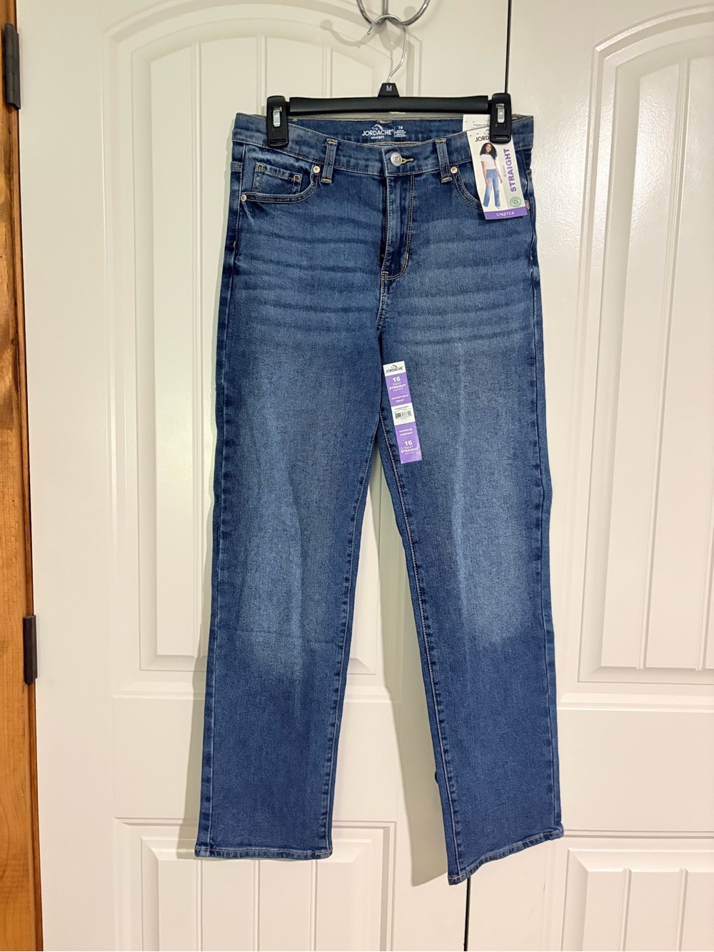 NWT Jordache Straight-Leg Girl’s Jeans - Medium Blue Denim